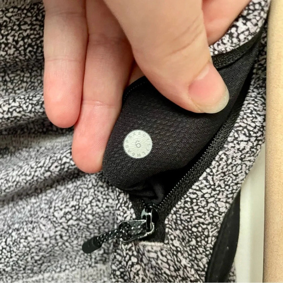 Lululemon Pace Rival Crop (22") Sea  Spray Alpine White Dark Chrome / Black - Picture 10 of 10